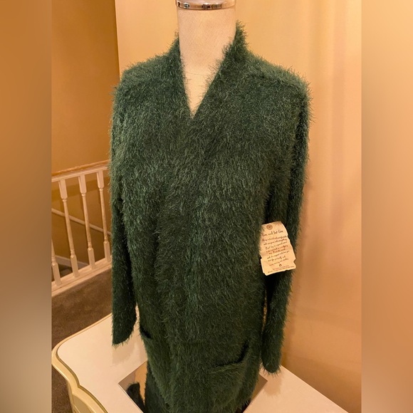Ultra soft Fuzzy Green Long Cardigan by One World size XL Oscar the grouch vibes - Picture 6 of 13